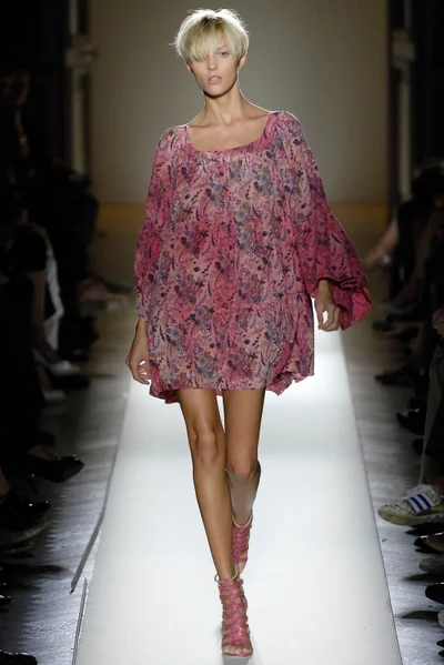 Look 12